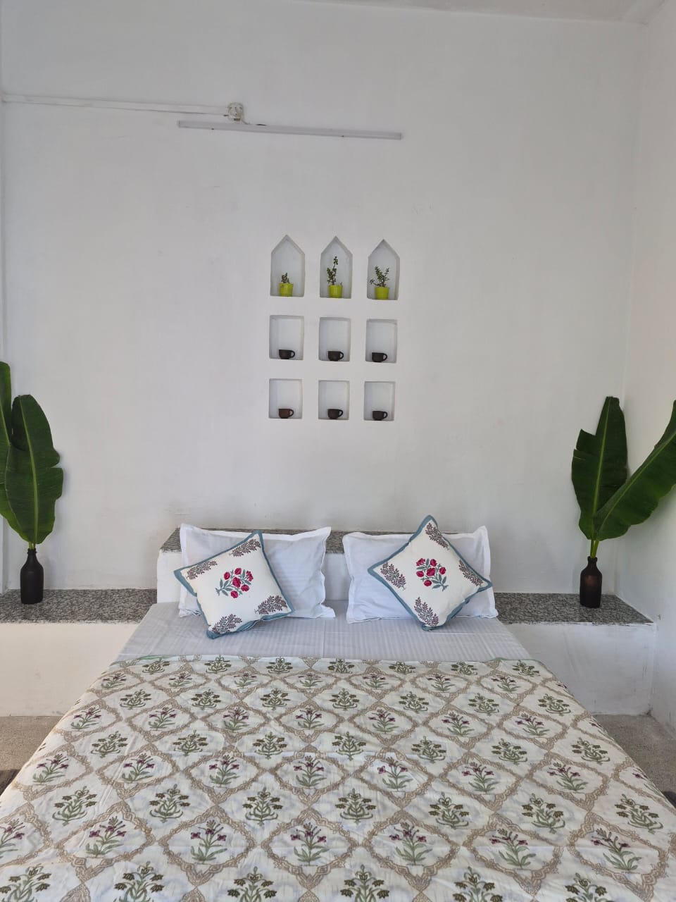 WhatsApp Image 2025-11-05 at 1.03.24 PM (1)