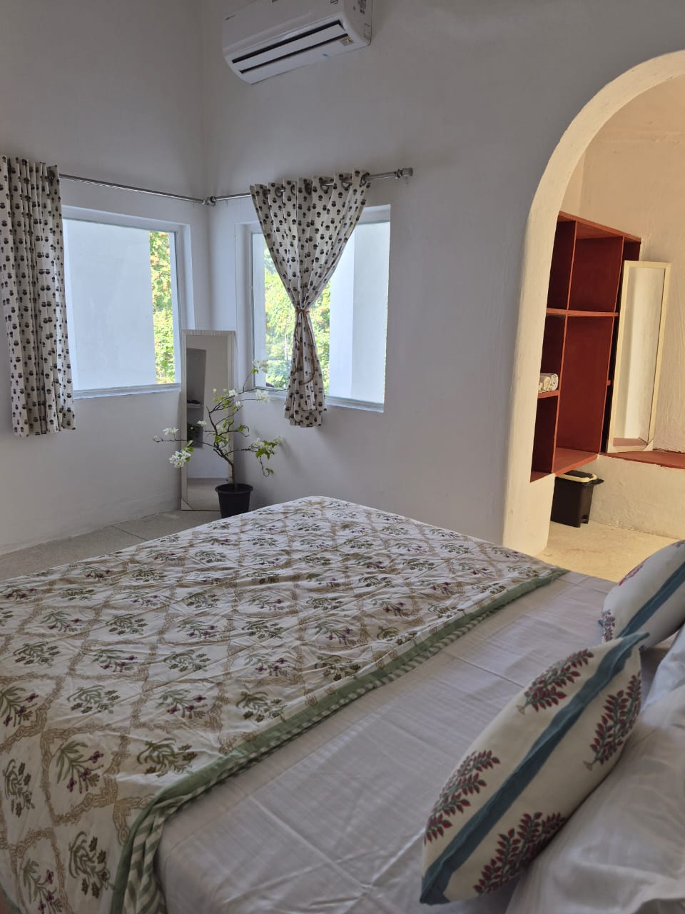 WhatsApp Image 2025-11-05 at 1.03.25 PM (2)